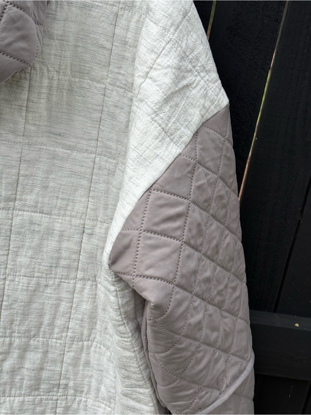 Womens 2XL/Mens XL Quilted Sleeve Hoodie - Grey and Cream - Picture 5 of 8